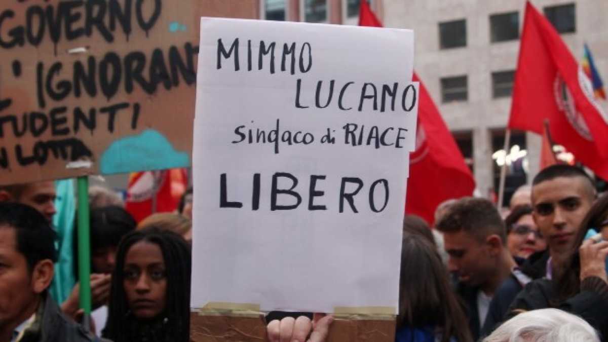 Immagine di La tortura dell'esiliato Mimmo Lucano