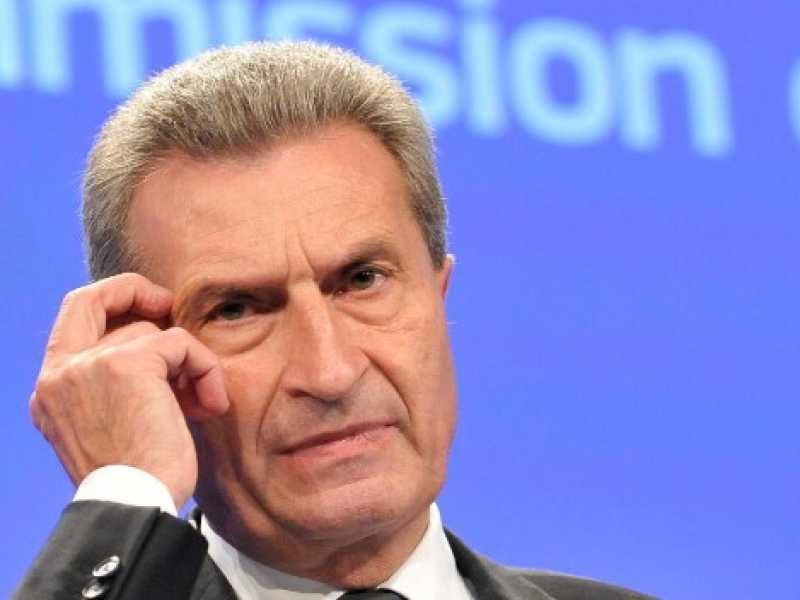 Gunther Oettinger (foto LaPresse)