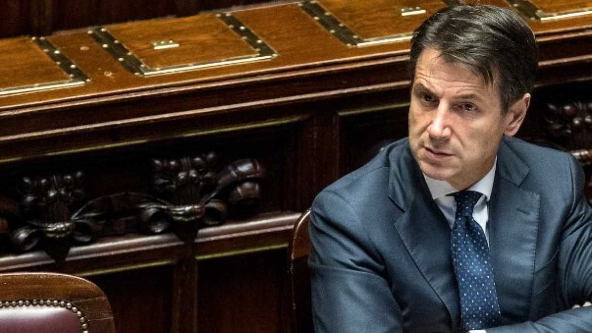 Immagine di Manovra schizofrenica