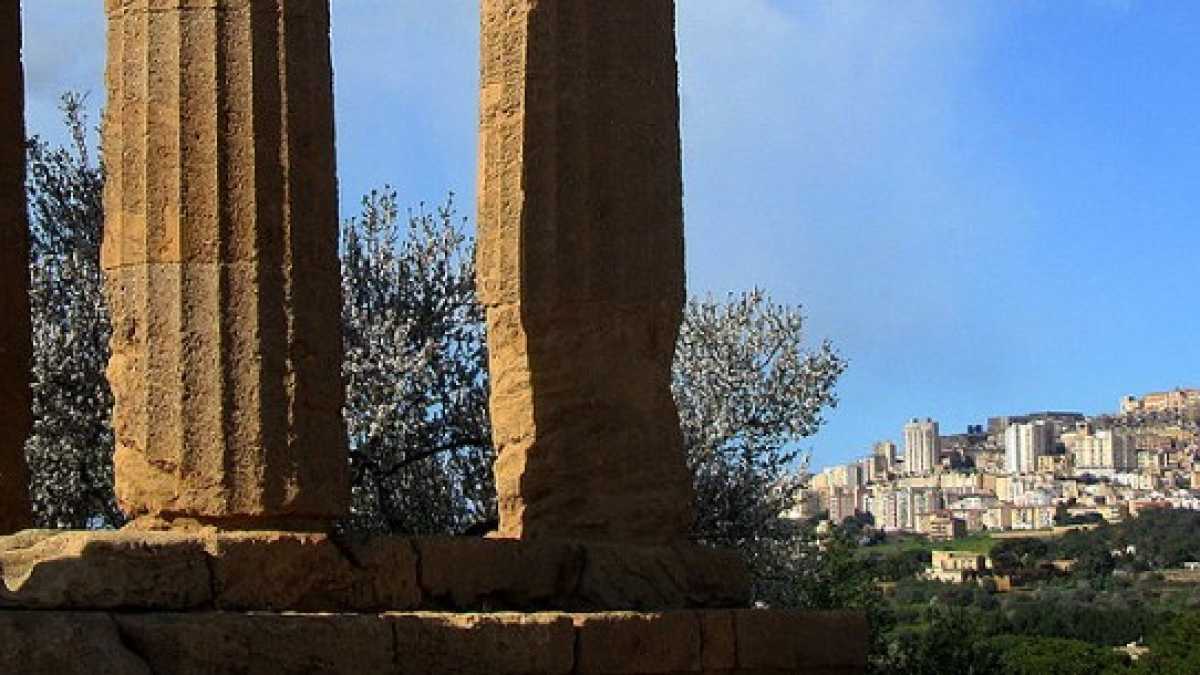 Immagine di Kafka e i tram ad Agrigento
