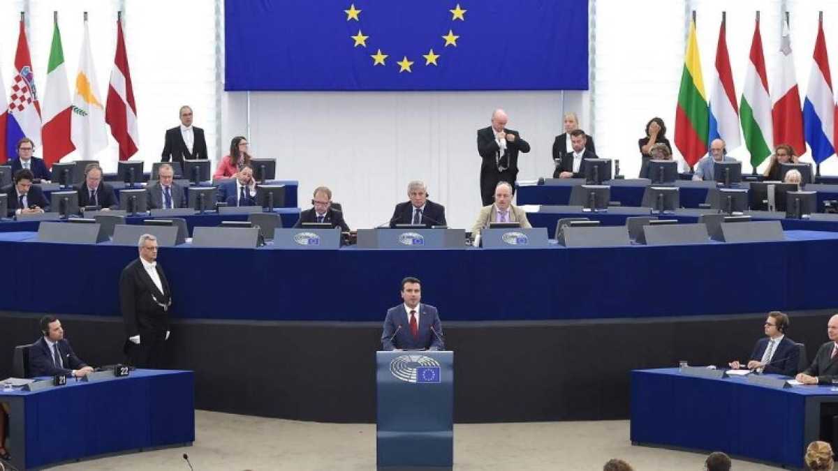 Immagine di Perché alle prossime Europee si rischia il ritorno dei micro-partiti