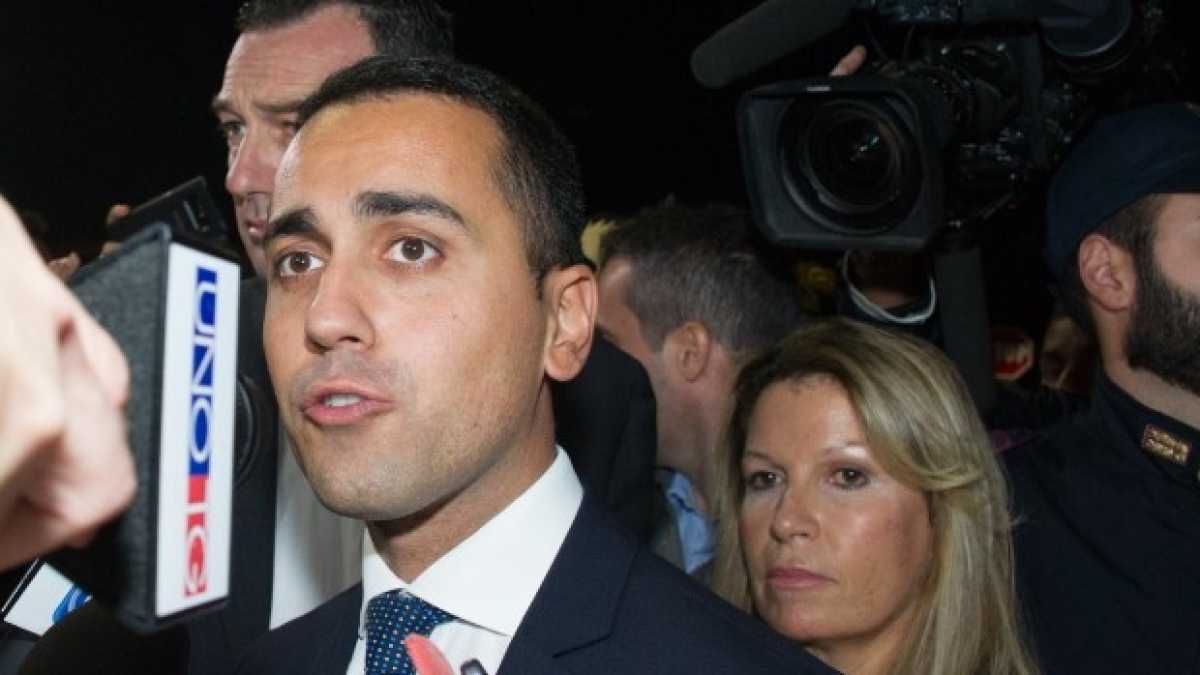 Immagine di Tutti a guardare la “manina” senza accorgersi che il M5s ha tradito il suo elettorato