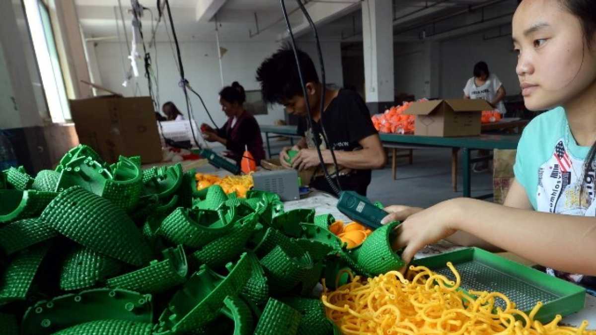 Immagine di Nei centri della manifattura cinese si sentono i morsi della trade war