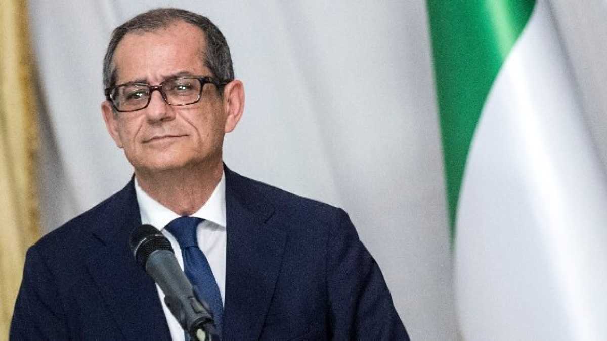 Immagine di Me ne frego. Il governo risponde all'Ue