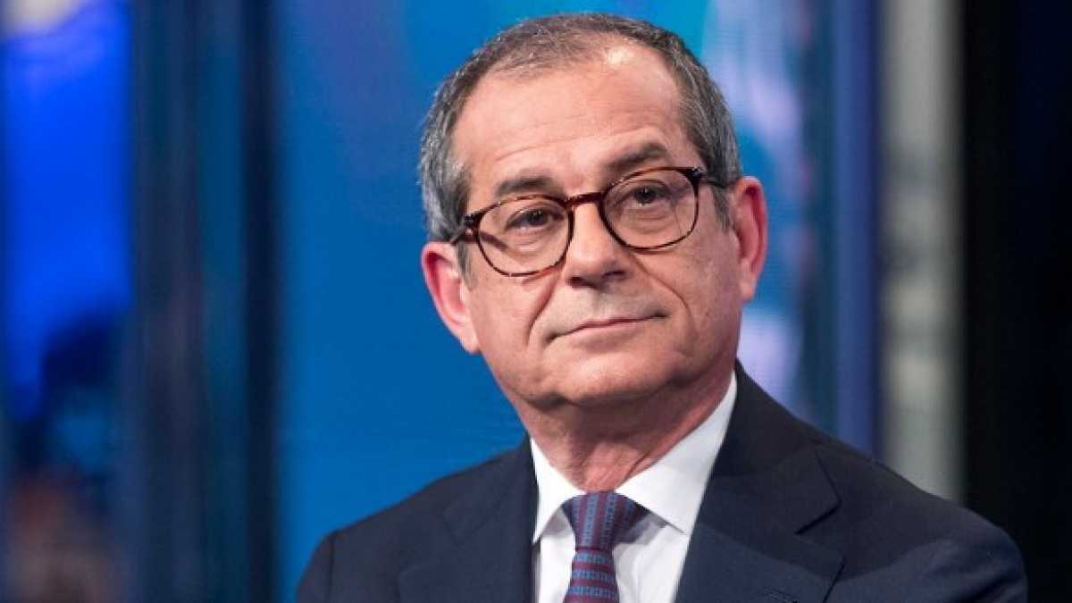 Immagine di Tria spiega perché lo spread (e le banche) sono un problema per il governo