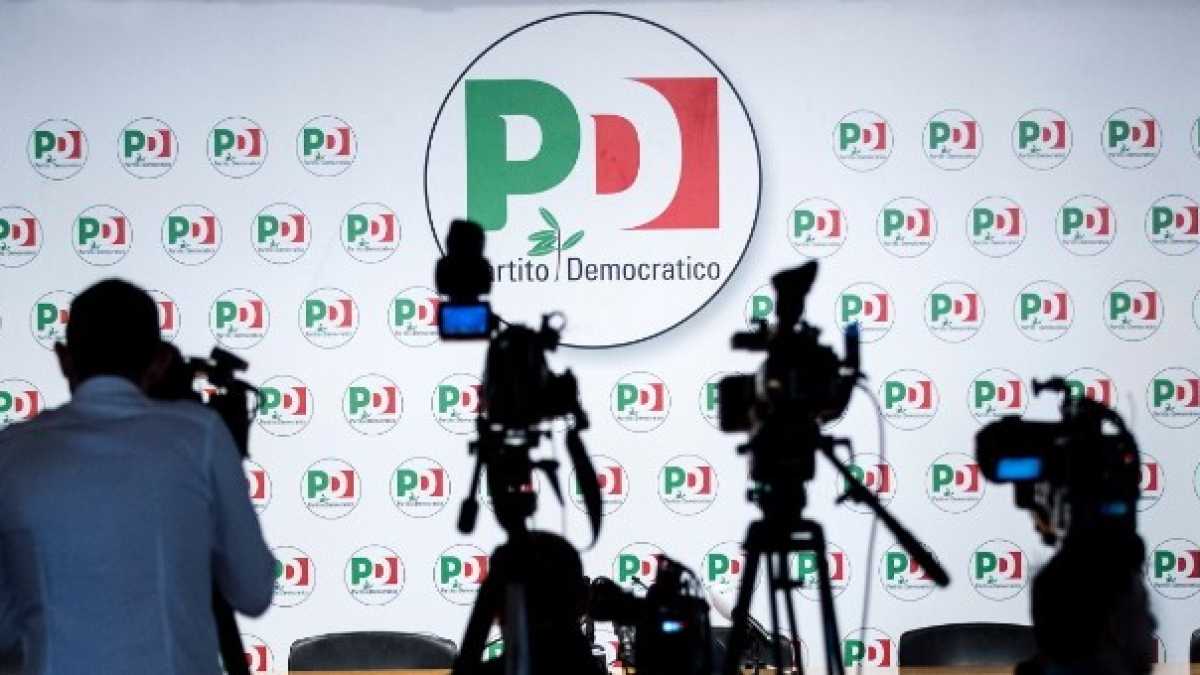 Immagine di Due candidati per il Pd e i barbari alle porte. Ecco cosa pensano