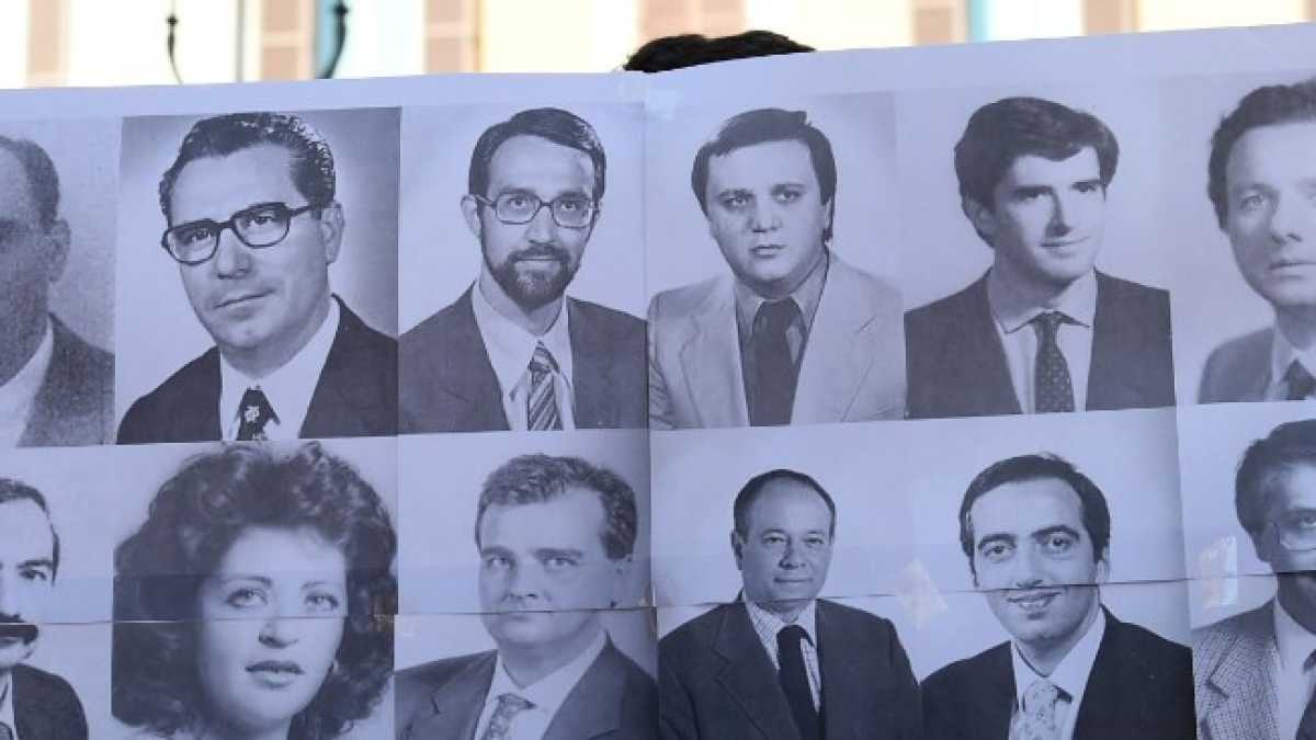 Immagine di Quanto ci manca quel vecchio Parlamento dov’era vietato bere il cappuccino