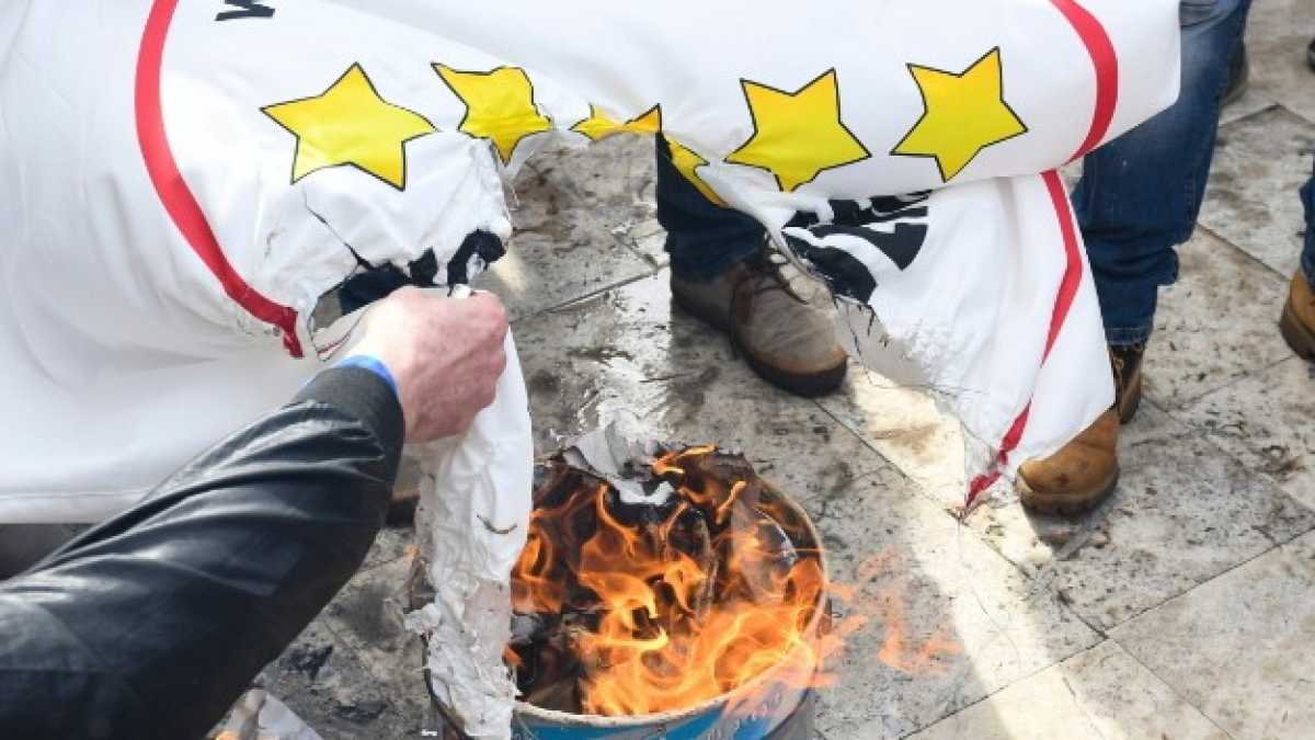 Immagine di Tap, Tav, Vaccini, Xylella… Il demone plebeista sfugge a chi lo ha evocato