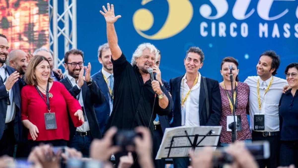 Immagine di Perché la rivolta contro il M5s svela la natura estremista del movimento
