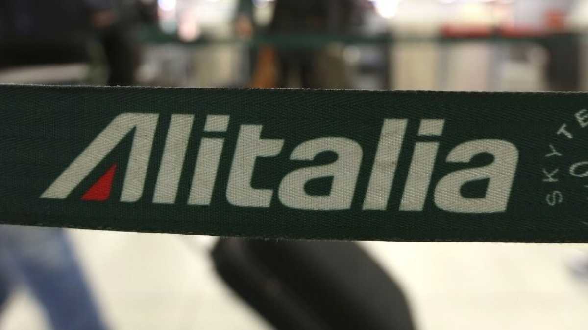 Immagine di Fs, Lufthansa e Cdp. Il piano per salvare Alitalia perde pezzi
