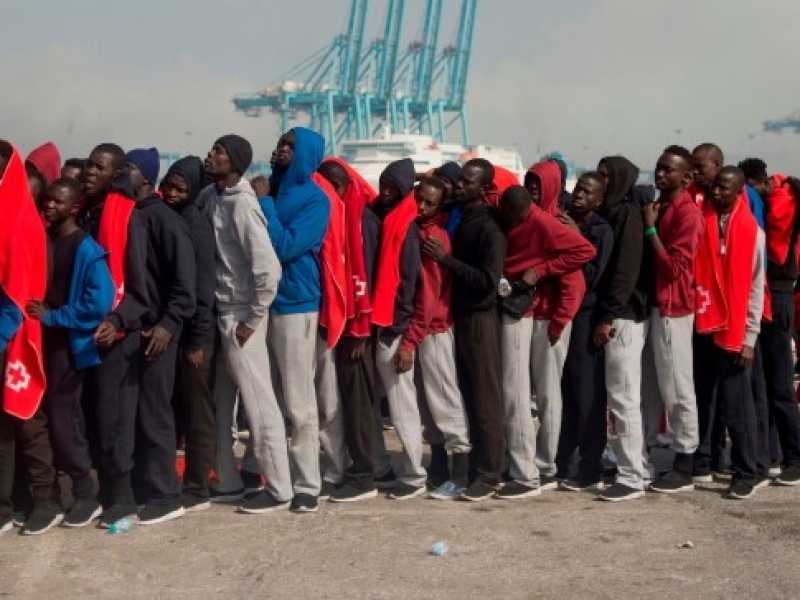 I rimpatri dei migranti procedono con grandi difficoltà (foto LaPresse)
