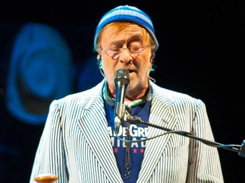 Il cantautore bolognese Lucio Dalla, morto nel 2012 (Foto LaPresse)