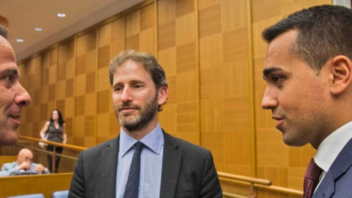 Immagine di Minenna per forza. Lannutti (M5s) ora lo vuole a capo di Consob