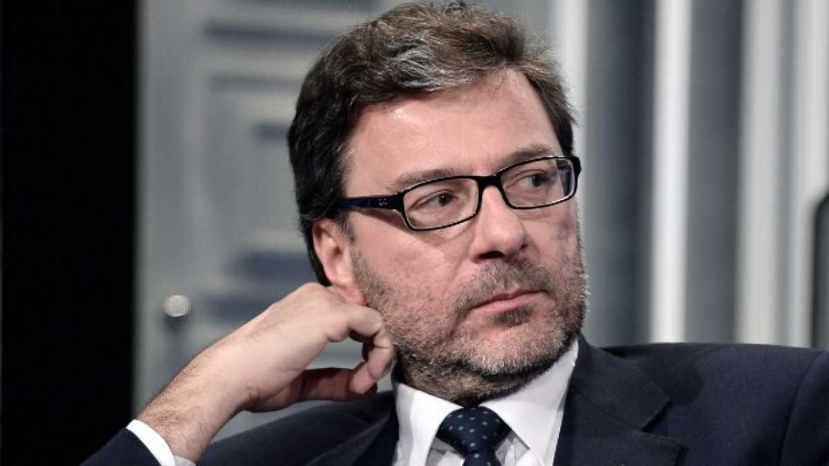 Immagine di Il non reddito di cittadinanza e il referendum Atac. Di cosa parlare stasera a cena