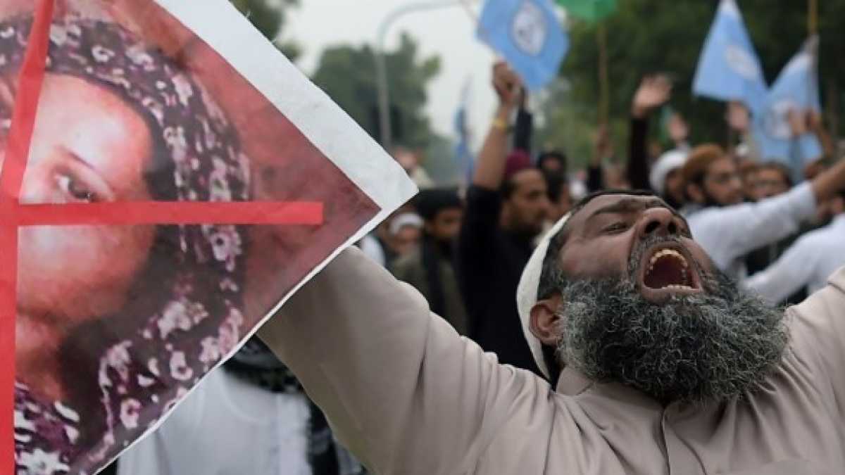 Immagine di Asia Bibi e il cappio islamista