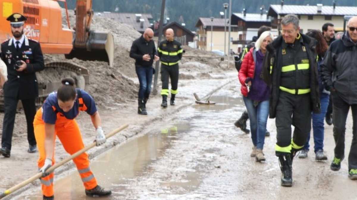Immagine di Elogio dei volontari del Veneto