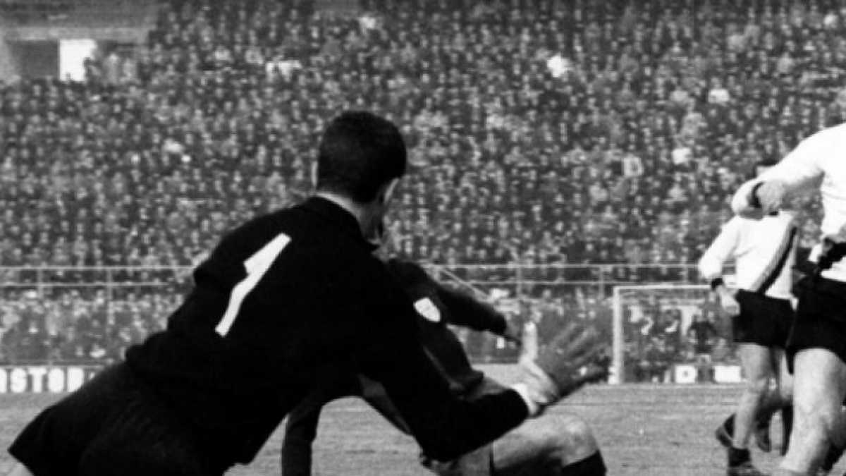 Immagine di L'Inter, il Barcellona e quando Suárez valeva uno stadio