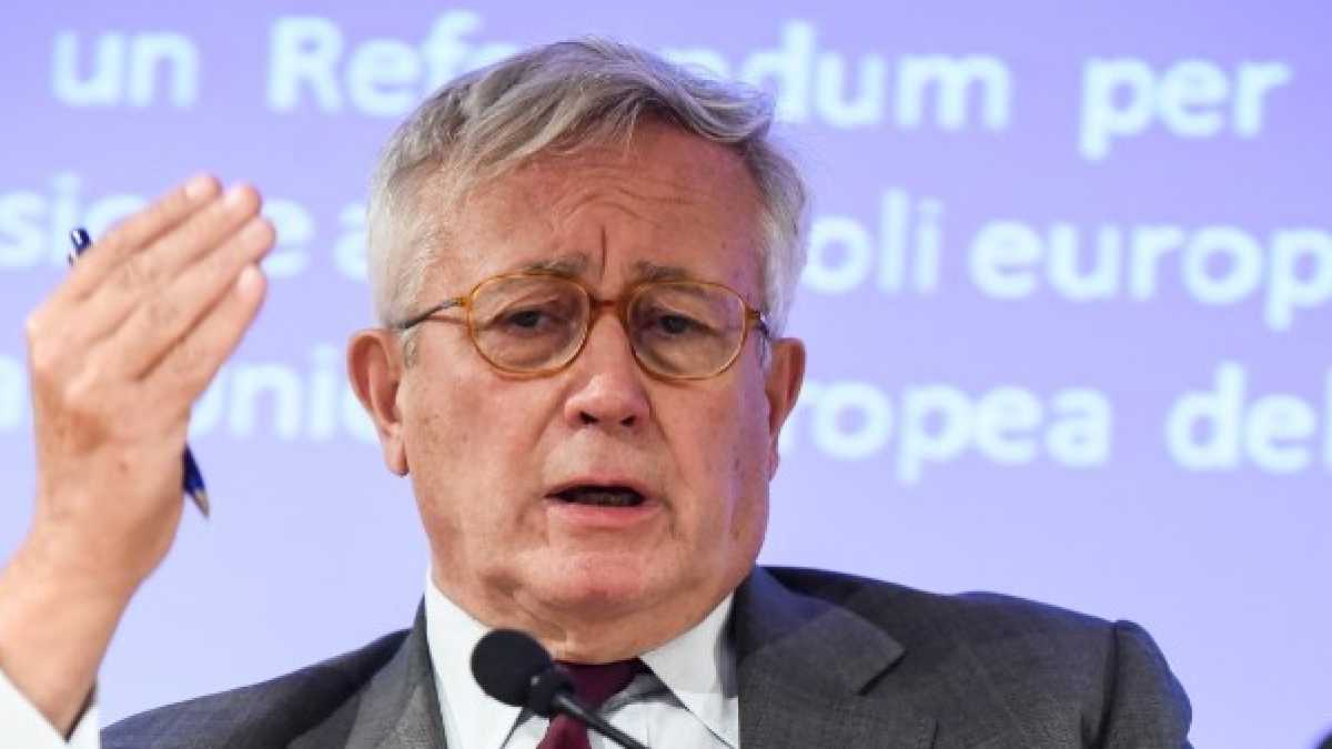 Immagine di Lontano dalla politica, il cervello di Tremonti si è rimesso in cammino