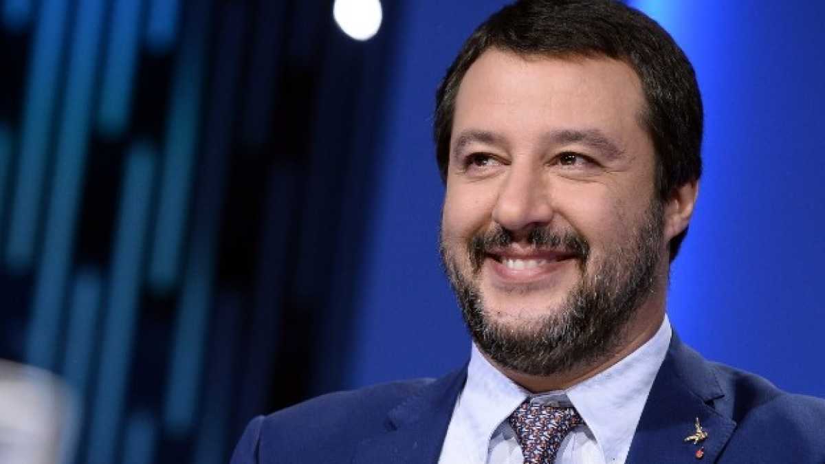 Immagine di Salvini vince perché "spiaccica"