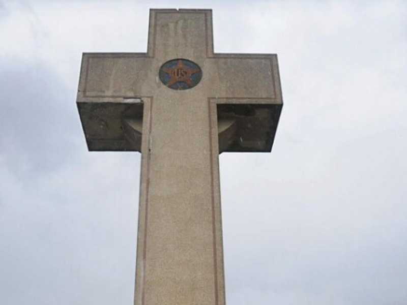 Il monumento a forma di croce a Bladensburg, in Maryland. Foto di Adonica B via Twitter 