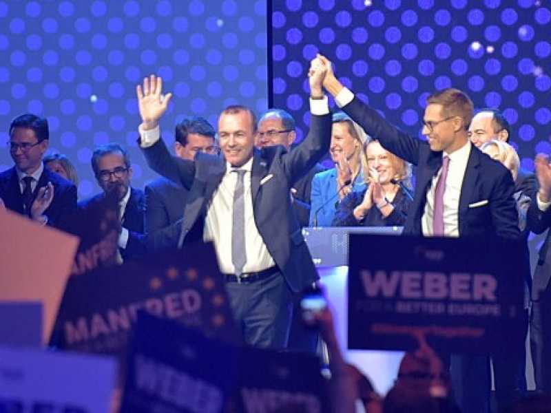 L'elezione di Manfred Weber come candidato dei popolari alle europee (Foto Imagoeconomica)