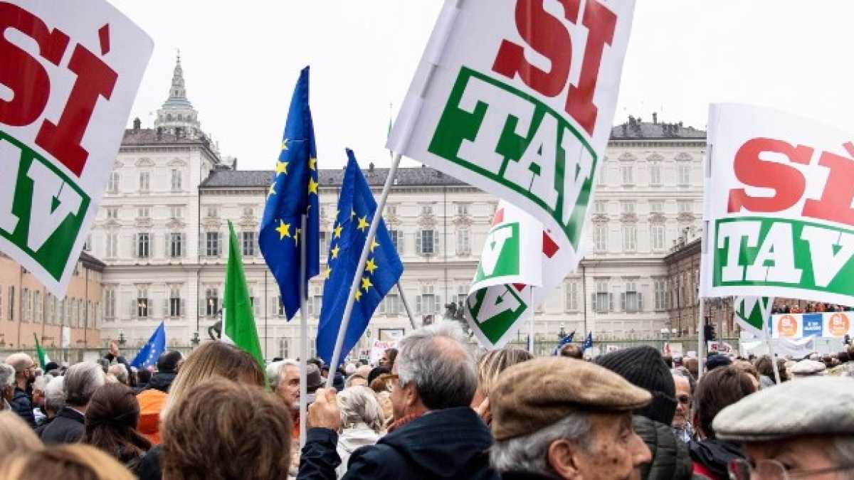 Immagine di Parigi spinge su Roma per la Tav