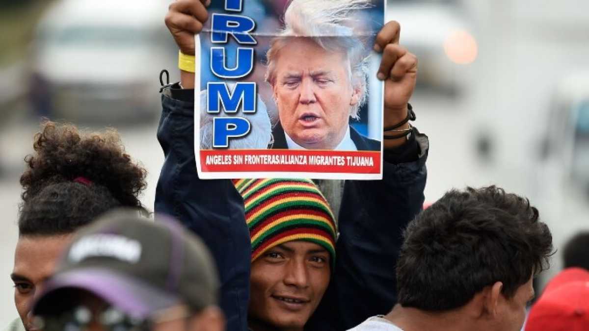 Immagine di Dai migranti a Soros, l’ipocrisia liberal