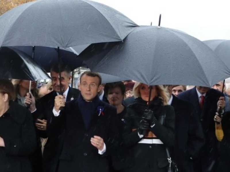 Un momento delle celebrazioni dell&rsquo;Armistizio di Compi&egrave;gne (foto LaPresse)