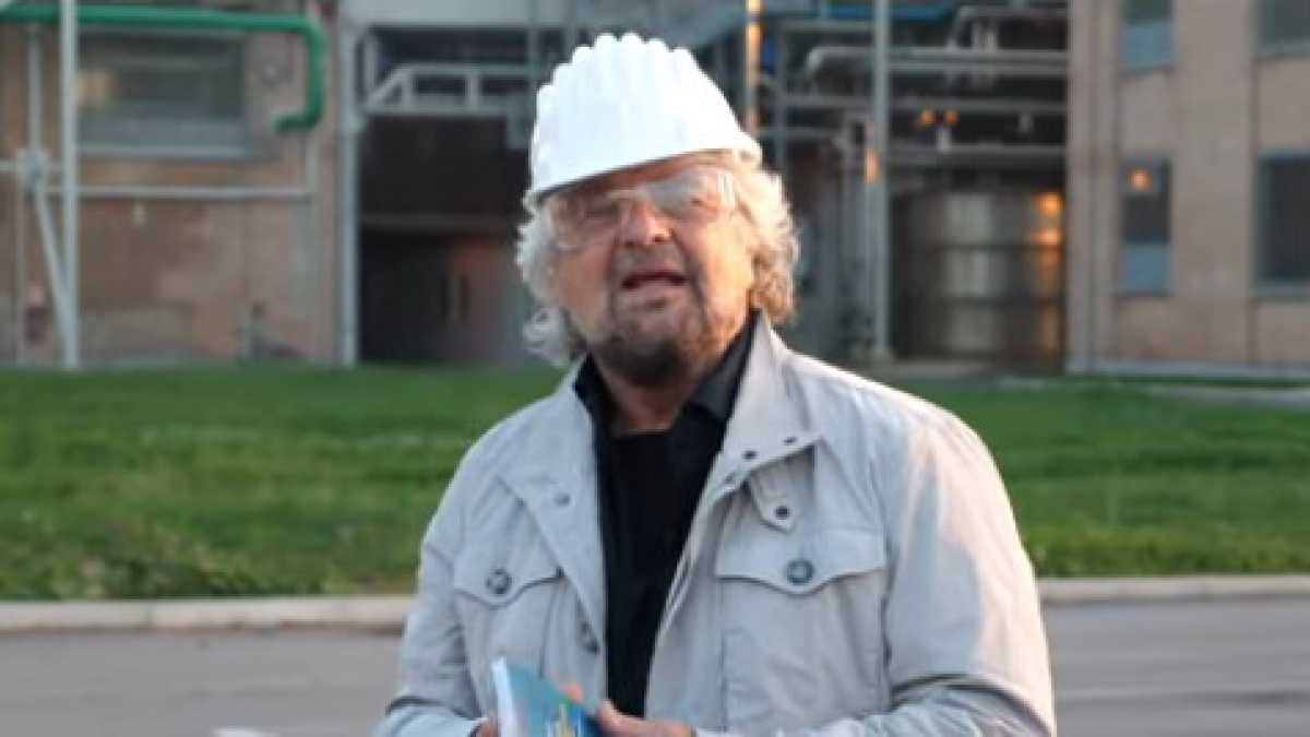 Immagine di Grillo ha cambiato idea sui sacchetti biodegradabili