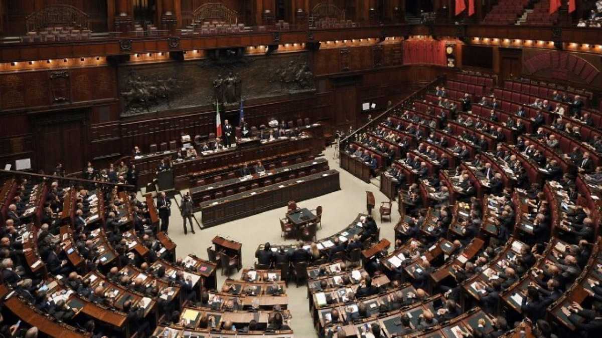 Immagine di I deputati bocciano l'inglese di Giggino
