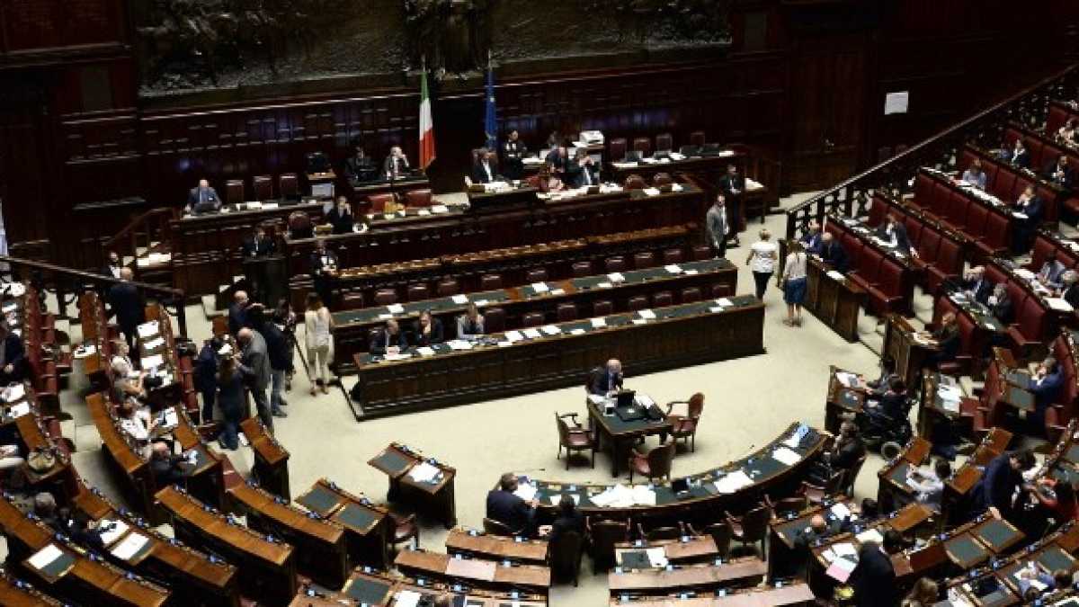 Immagine di Il M5s usa il decreto Sicurezza per regolare i conti interni