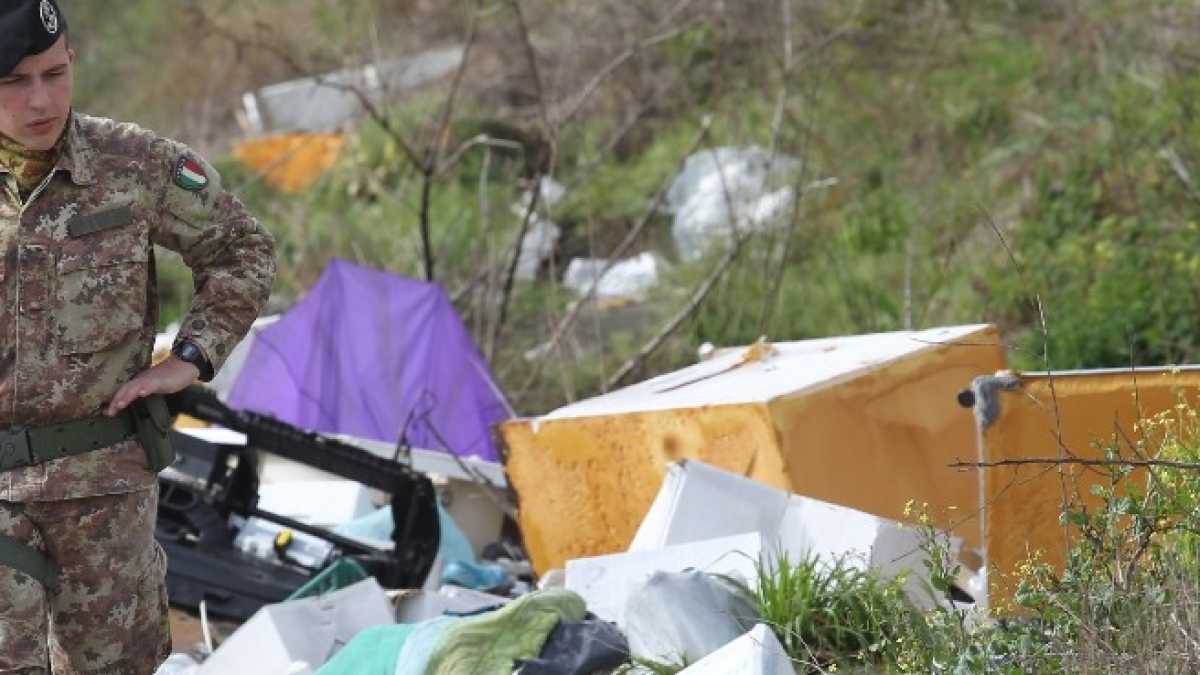 Immagine di La questione rifiuti è fuori misura