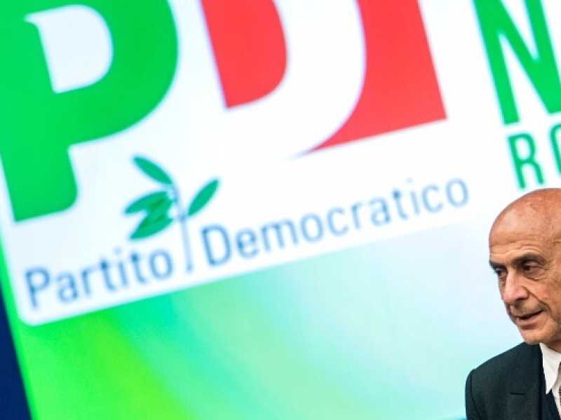 Marco Minniti all'assemblea nazionale del Pd. Foto LaPresse