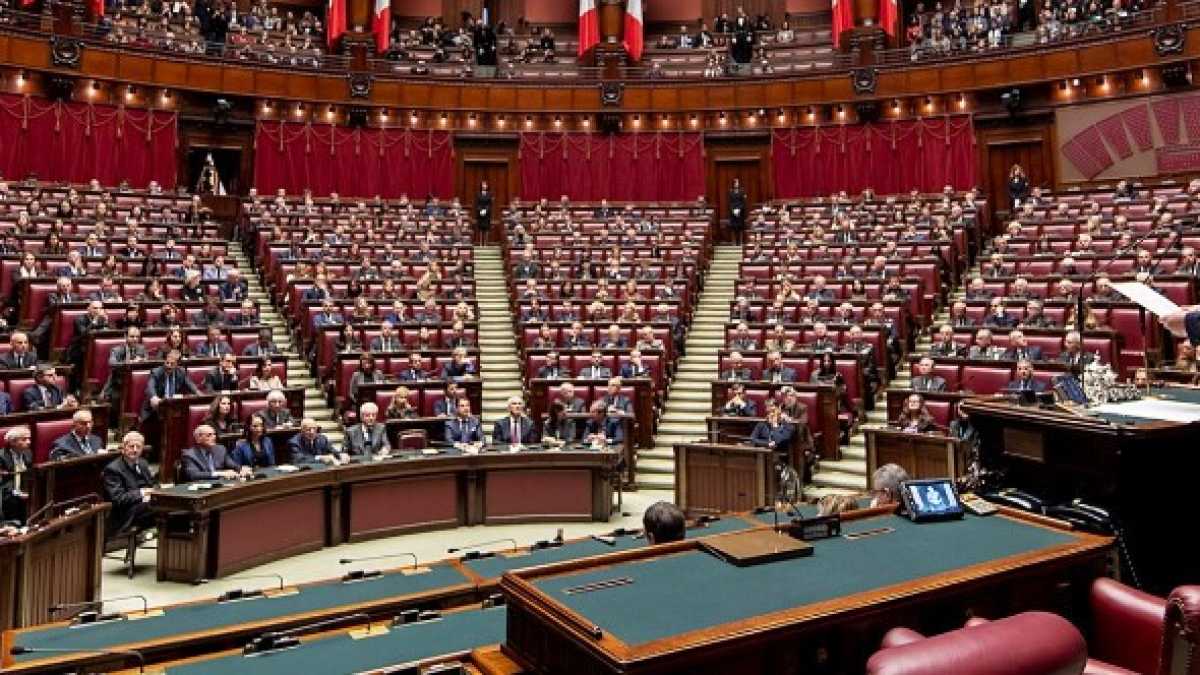 Immagine di Che cosa dicono ai gialloverdi i cento anni dell’Aula di Montecitorio