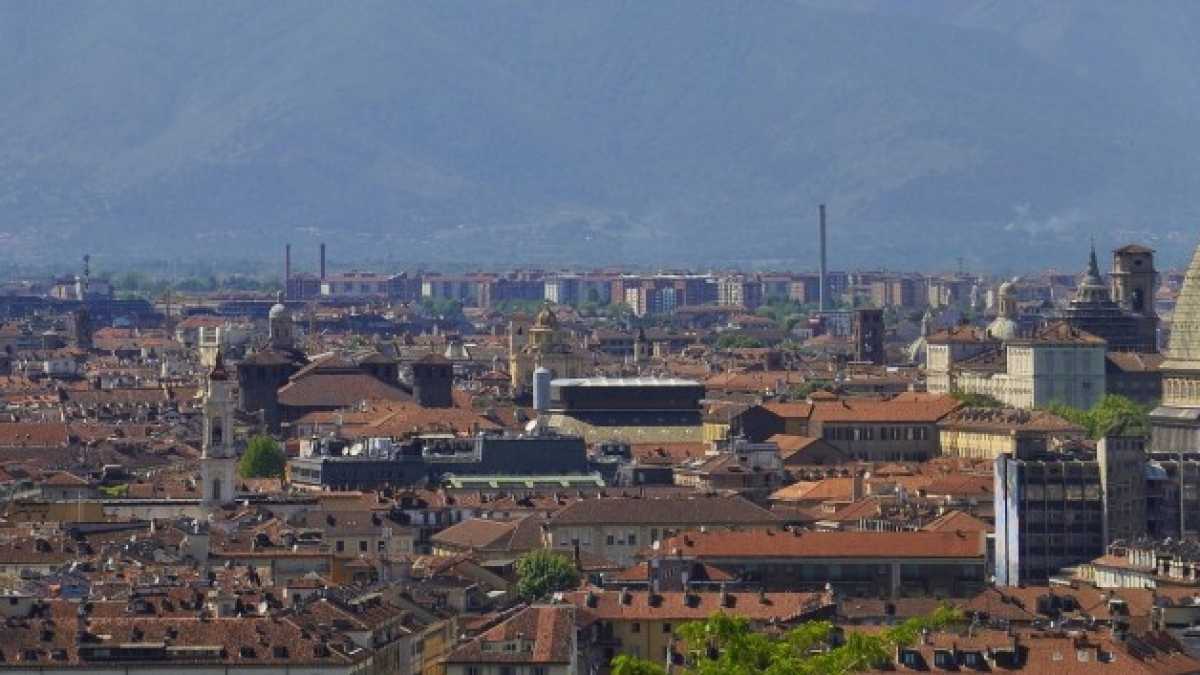Immagine di Salvare il tempo perduto raccontando la Torino piccola che non c’è più