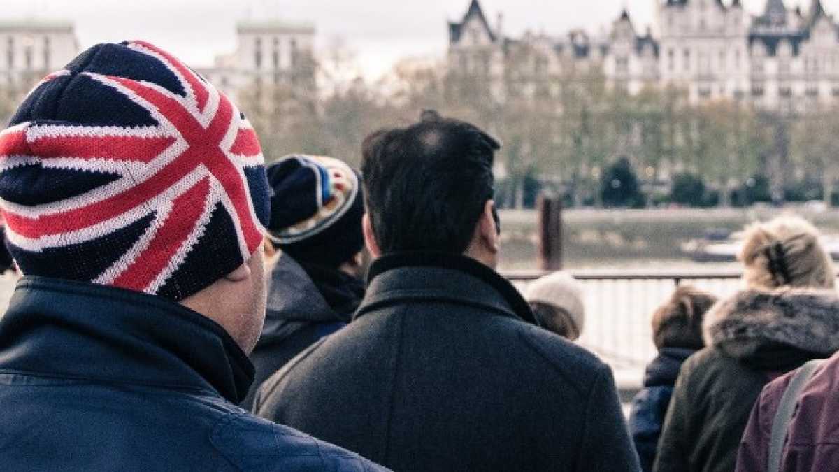 Immagine di La terapia di coppia della Brexit fa venir voglia di scappare in Francia