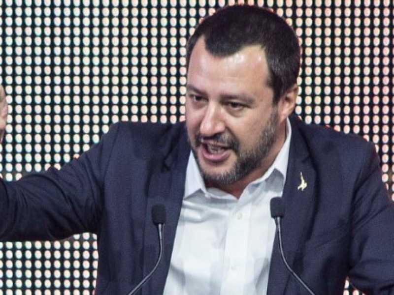 Confermato il sequestro dei 49 milioni alla Lega. Ma Salvini ha già pronto un altro partito