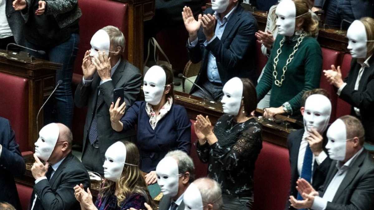 Immagine di Il decreto sicurezza è legge