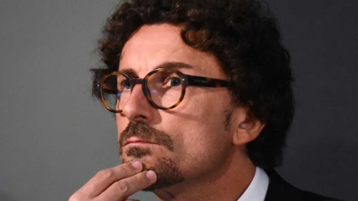 Immagine di Toninelli, tutta invidia