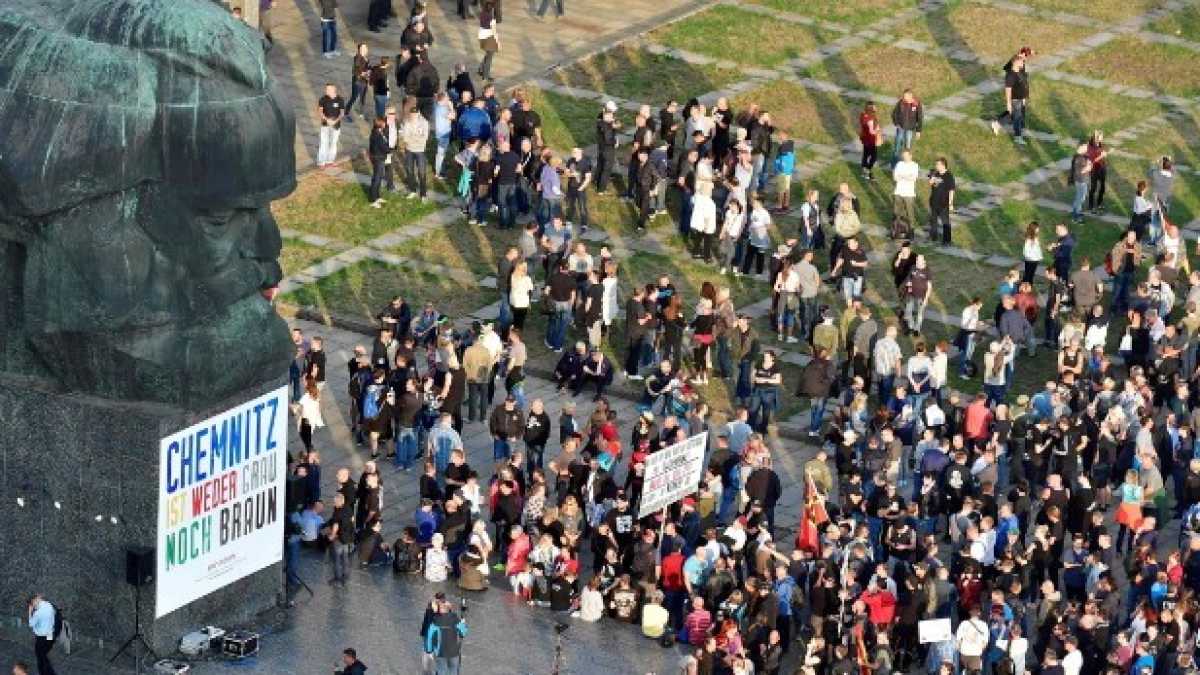 Immagine di Perché la Germania non riesce ad arrestare i neonazisti