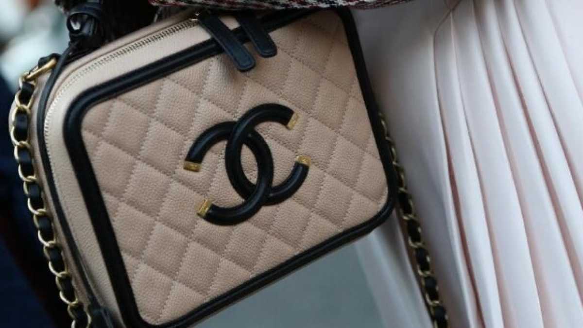 Immagine di Chanel dice basta a coccodrilli e pitoni. Forse al prossimo passo difenderanno gli uomini