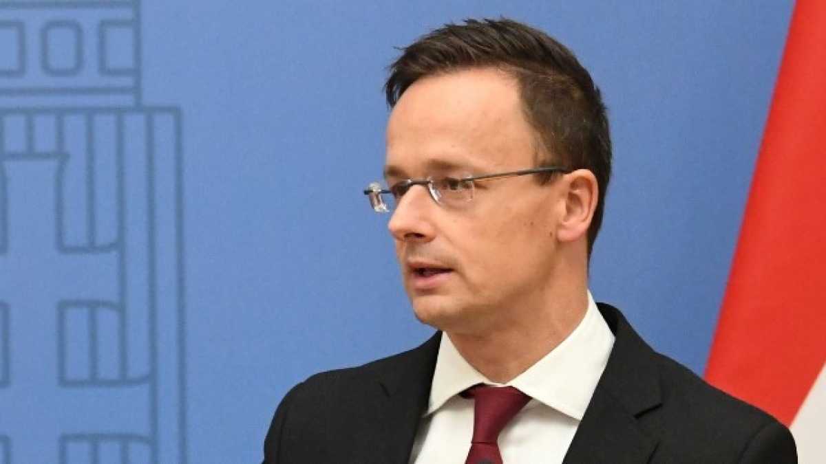 Immagine di Il ministro degli Esteri ungherese ci spiega il “no” al Global Compact