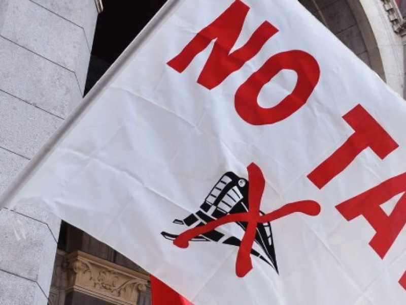 Una manifestazione No Tav a Torino. Foto LaPresse