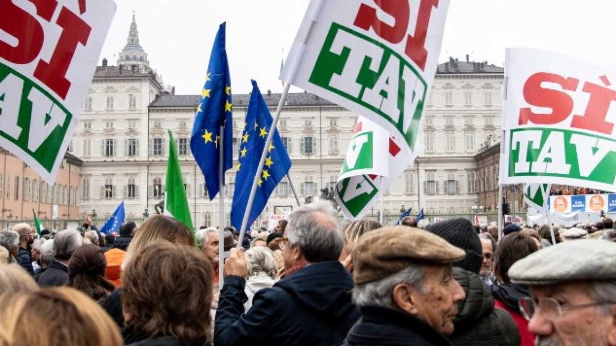 Immagine di La tregua armata degli imprenditori dopo le parole di Salvini sulla Tav