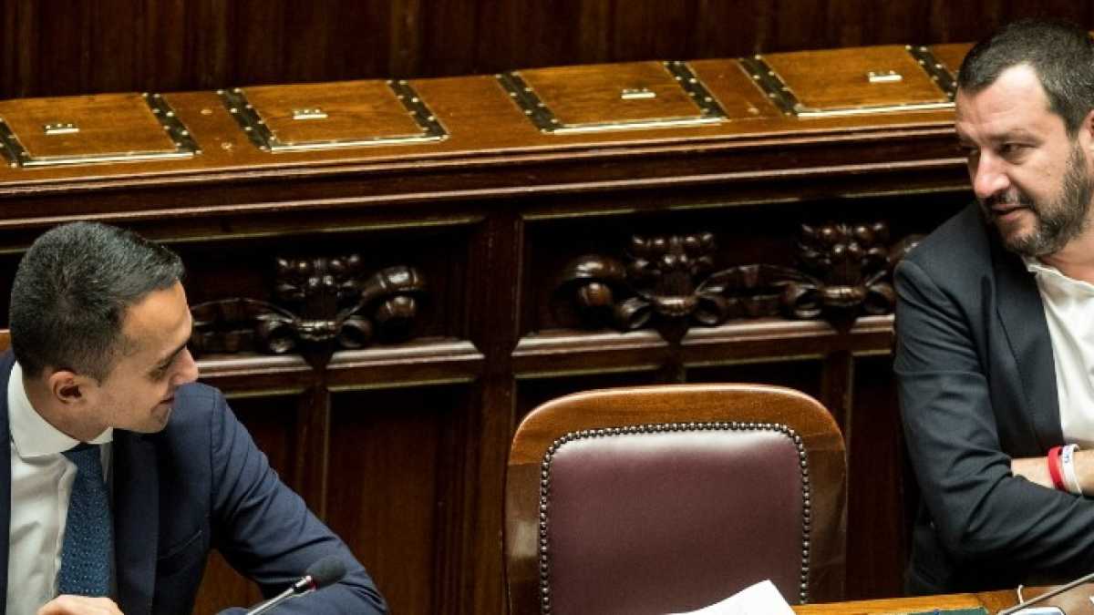 Immagine di Mettere in mutande la legge della decrescita