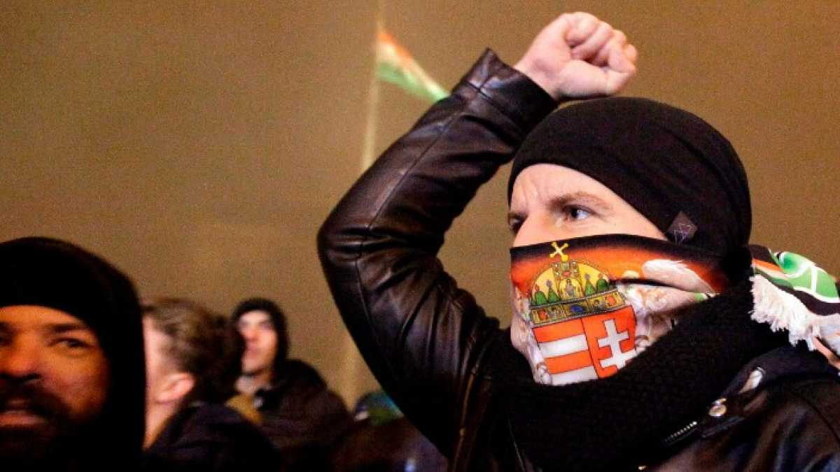 Immagine di L'agonia infinita della manovra e le proteste in Ungheria
