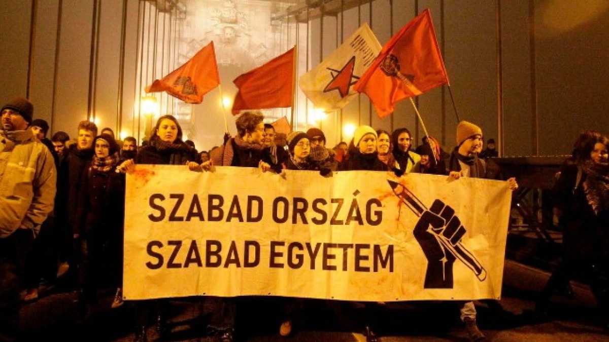 Immagine di La piazza contro Orbán ha due anime che sono sempre più vicine