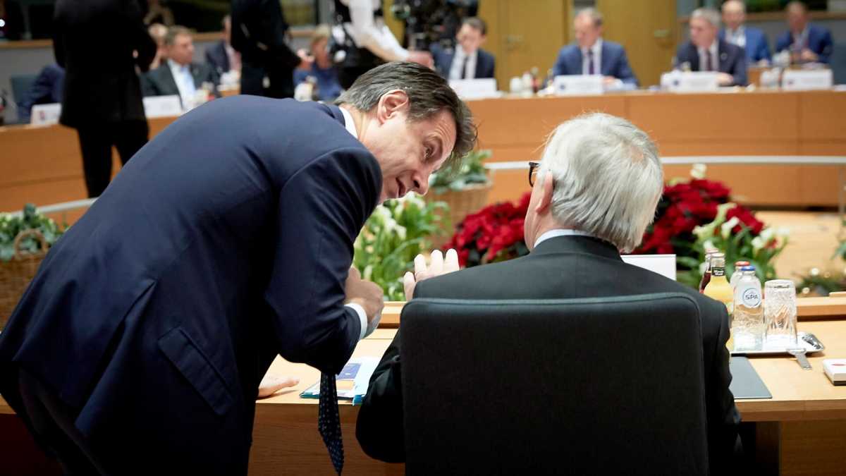 Immagine di Così l’Europa è riuscita a non far scoppiare la crisi chiamata Italia