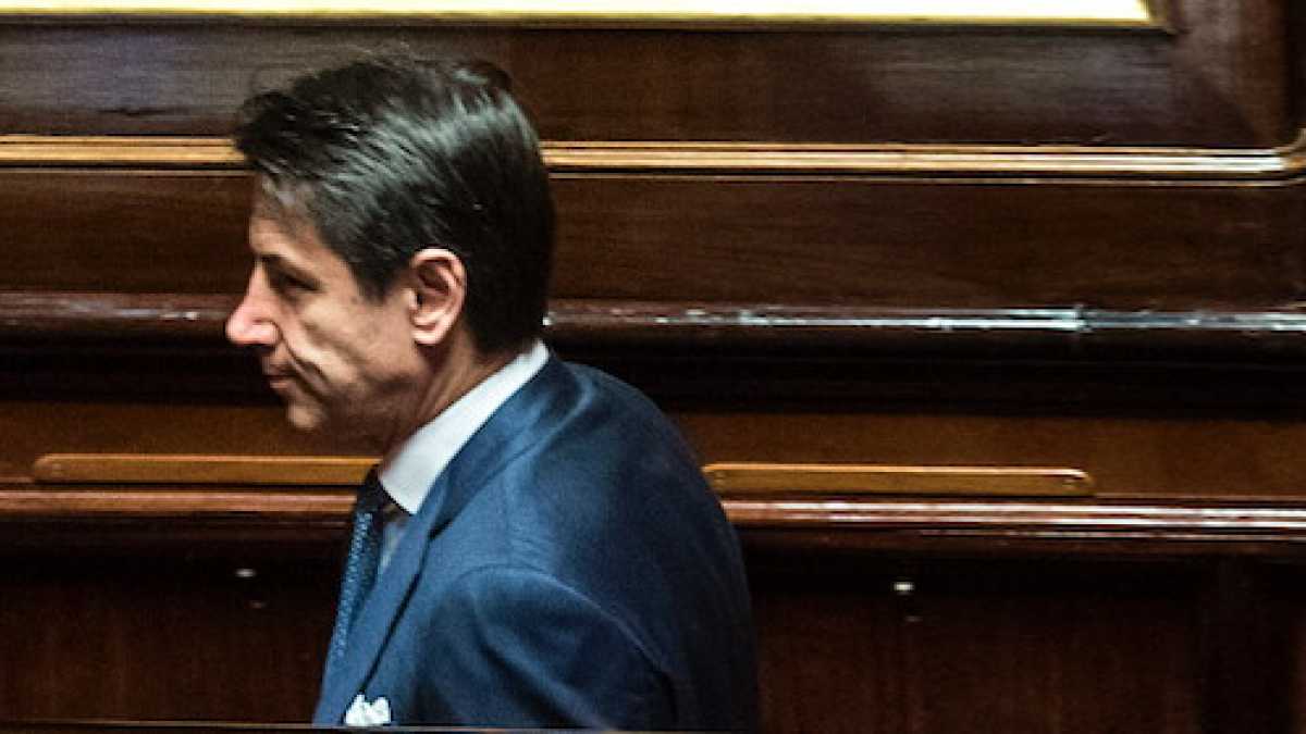 Immagine di Caro Conte, mi consenta. Decrittazione di un'intervista