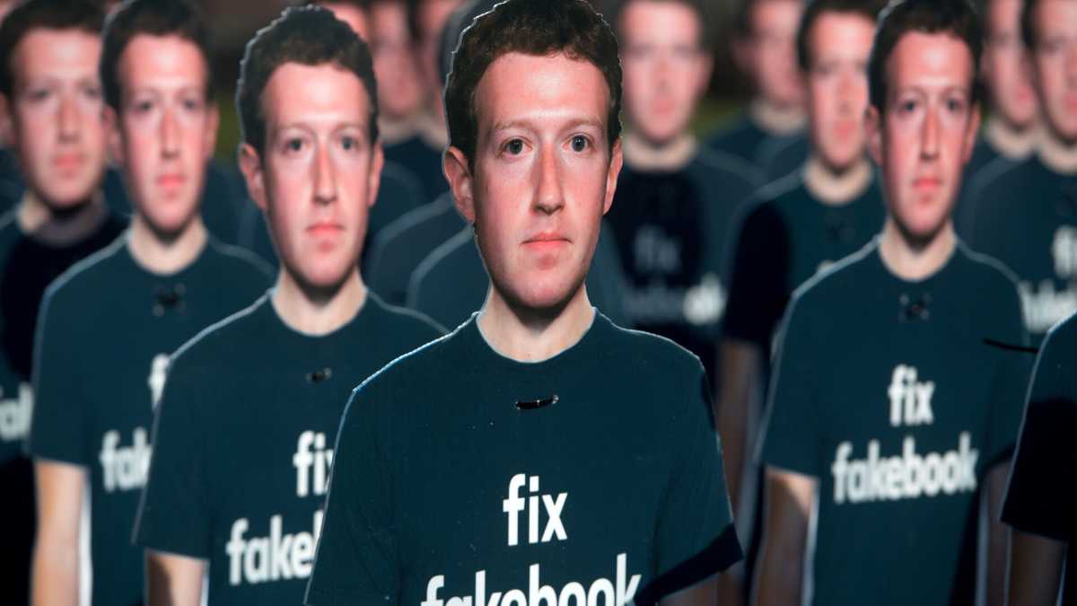 Immagine di Facebook passa da uno scandalo all’altro, quando ci stancheremo per davvero?